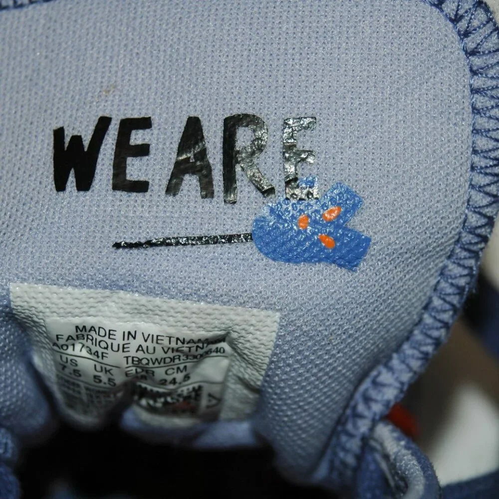 Converse All Stars Sneakers Womens 7.5 Chuck Taylor - Picture 11 of 13